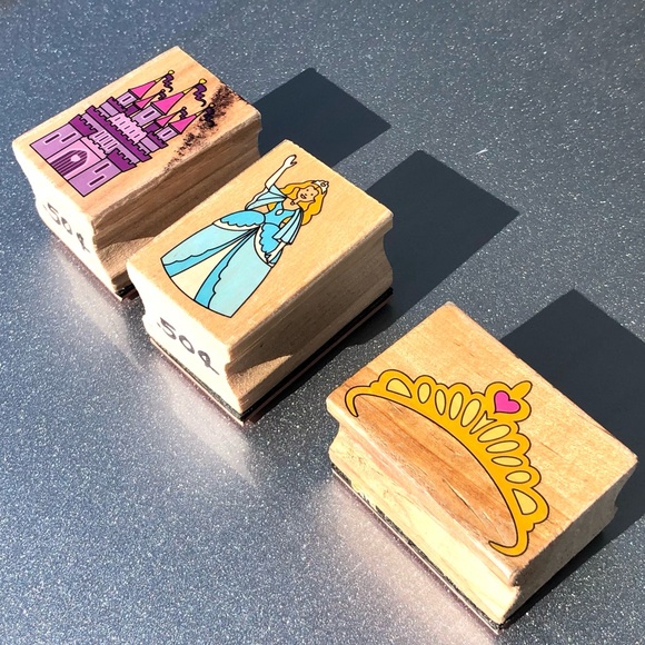 PRINCESS THEME WOOD MOUNTED RUBBER INK STAMPS - LOT OF 3 2" X 1 3/8" - Picture 2 of 12